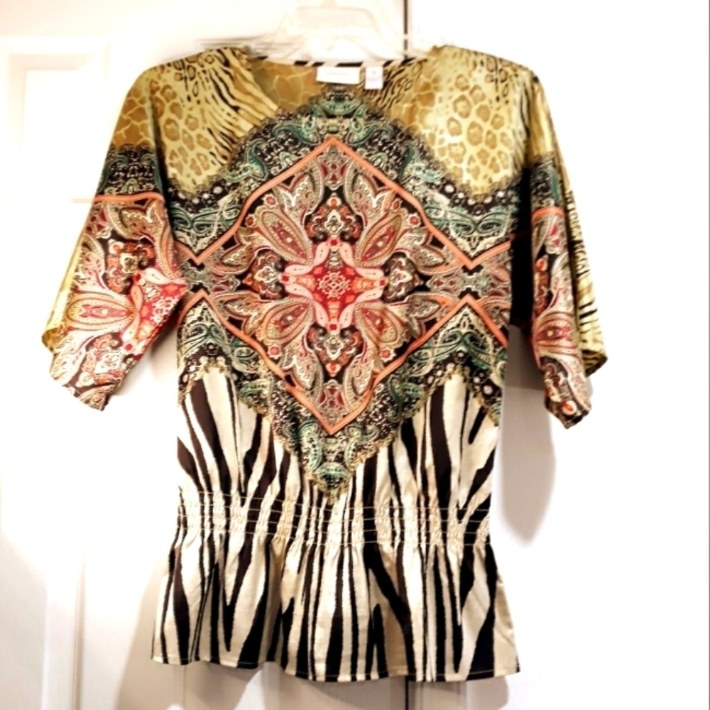 Chico's Top Short Sleeve Animal print Paisley Brown Tan Satin Smocket To…